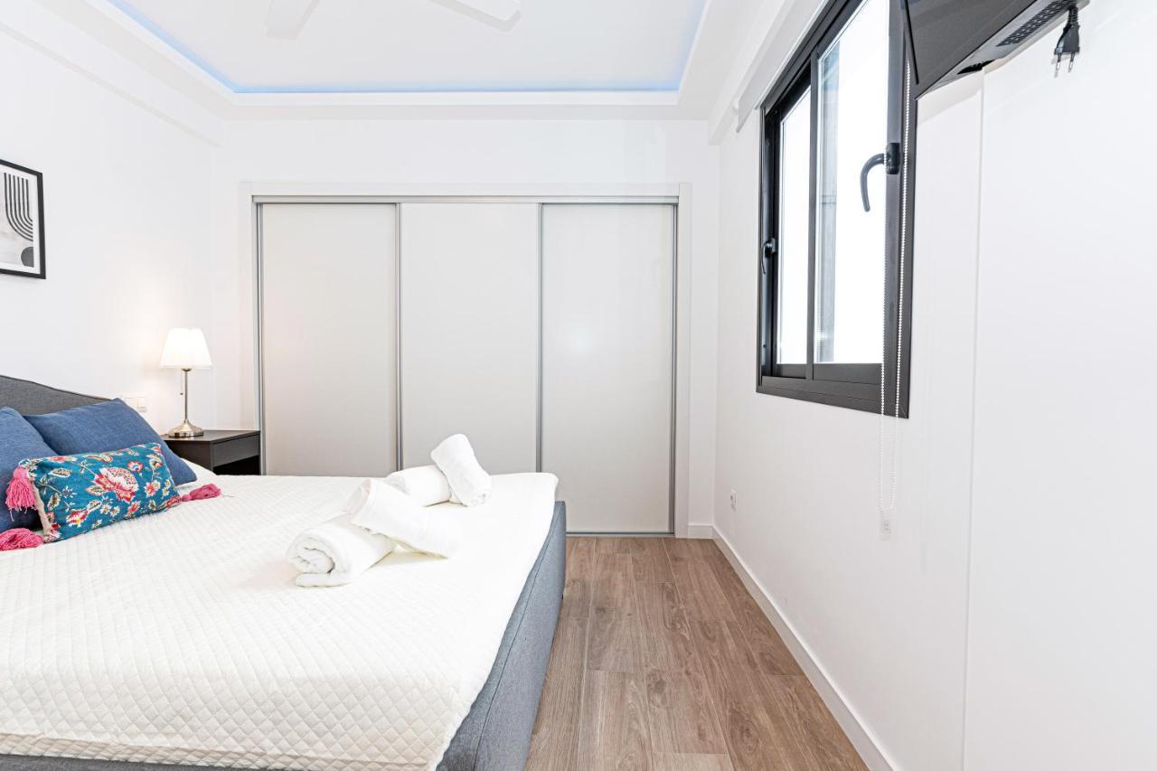 Acogedor Apartamento En Estepona Centro By Rent Me Kültér fotó