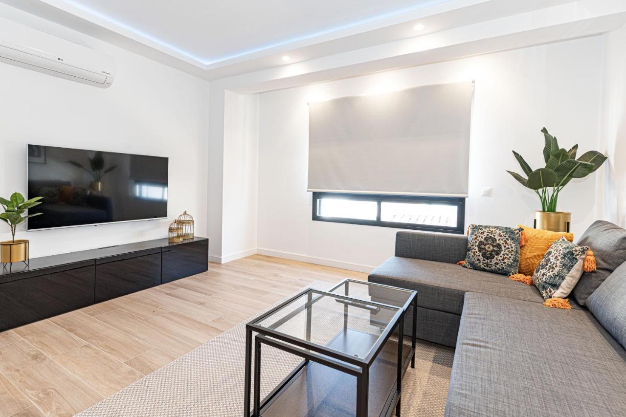 Acogedor Apartamento En Estepona Centro By Rent Me Kültér fotó